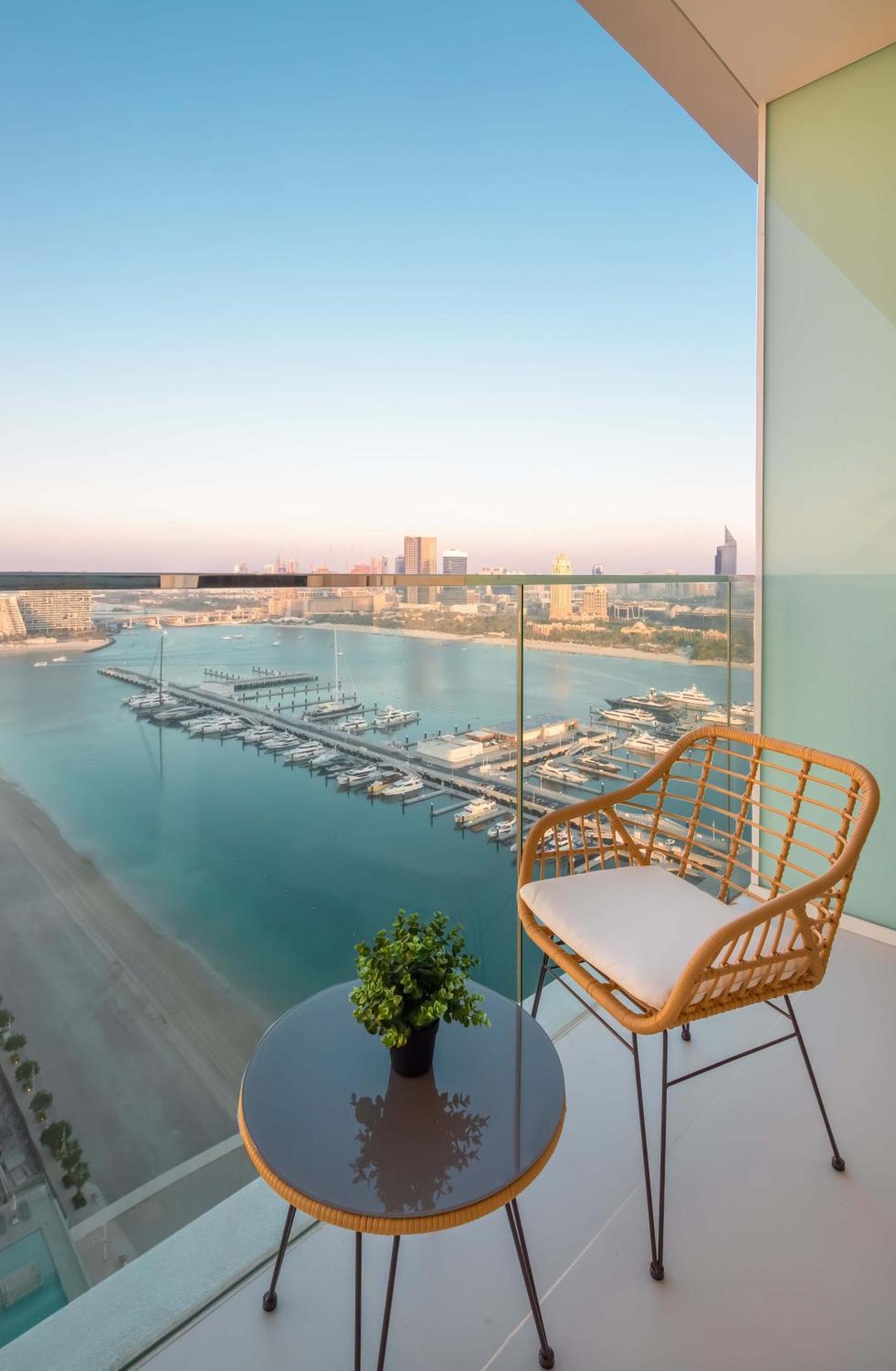 Silkhaus Palm View 1Bdr With Private Beach In Emaar Beachfront Dubai Esterno foto